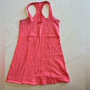 Lululemon tank size small